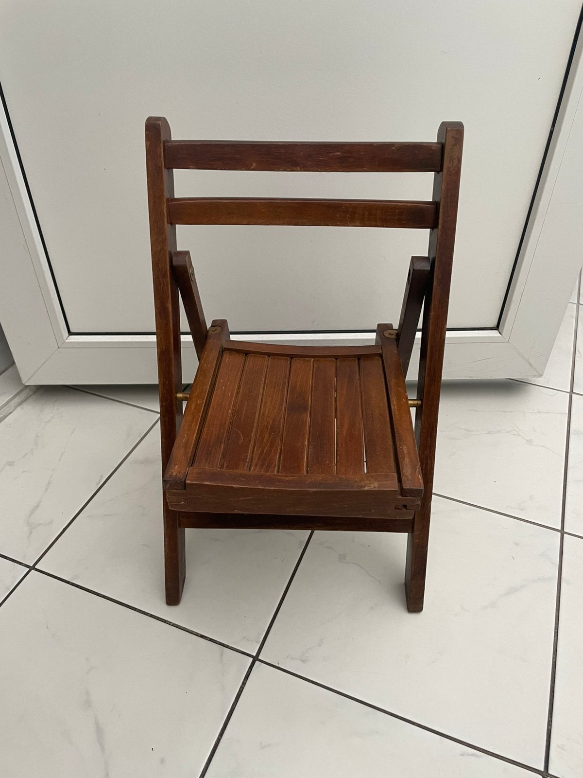 Te koop een mooie kinder stoel, Ophalen
