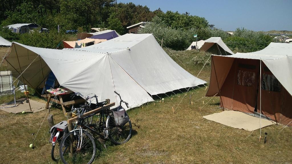 tent op stortemelk Vlieland, Aan zee, Overige