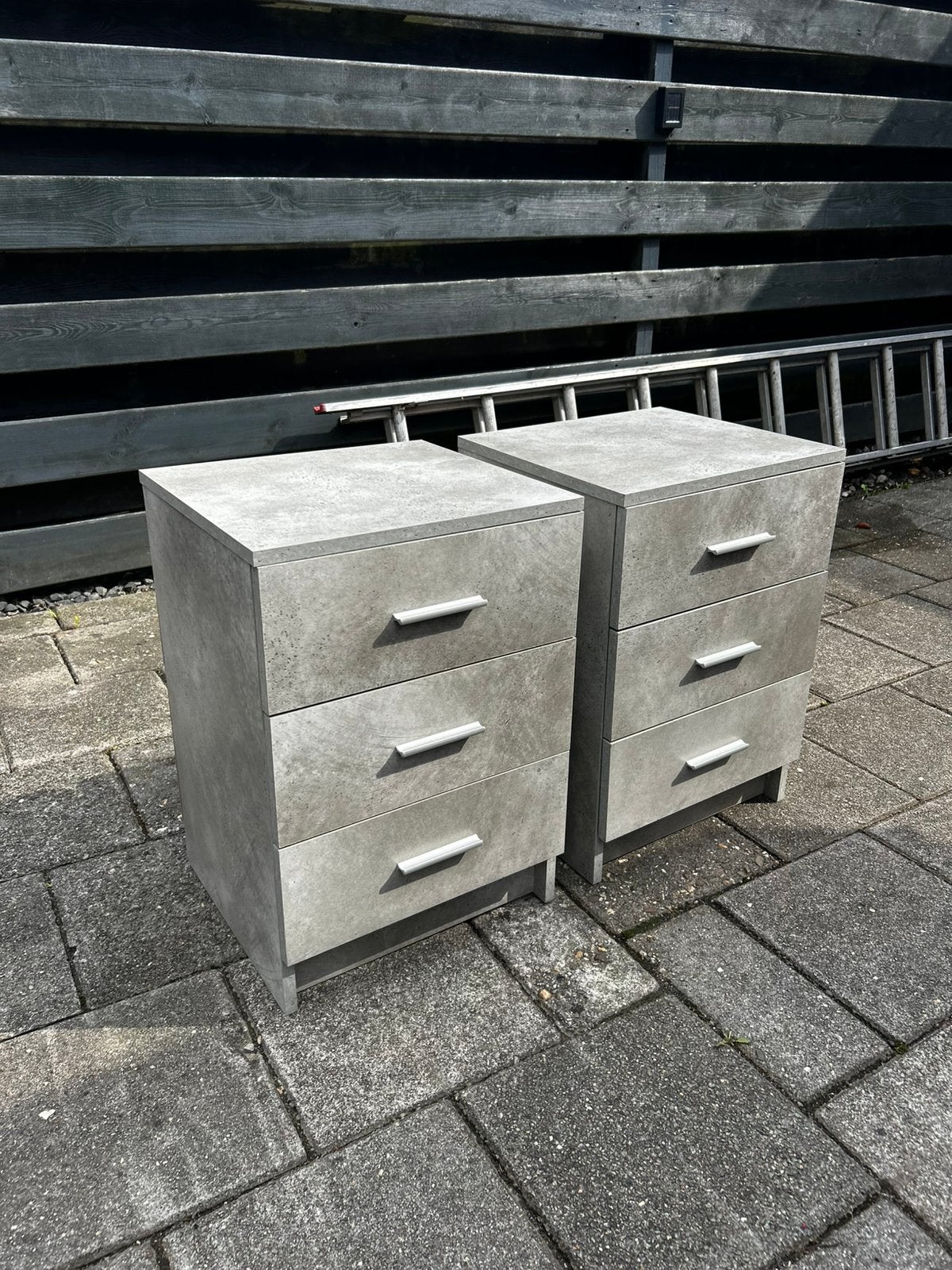 Mooie grijs gemeleerde nachtkastjes, Huis en Inrichting, Ophalen, Gebruikt, Minder dan 45 cm, Minder dan 55 cm