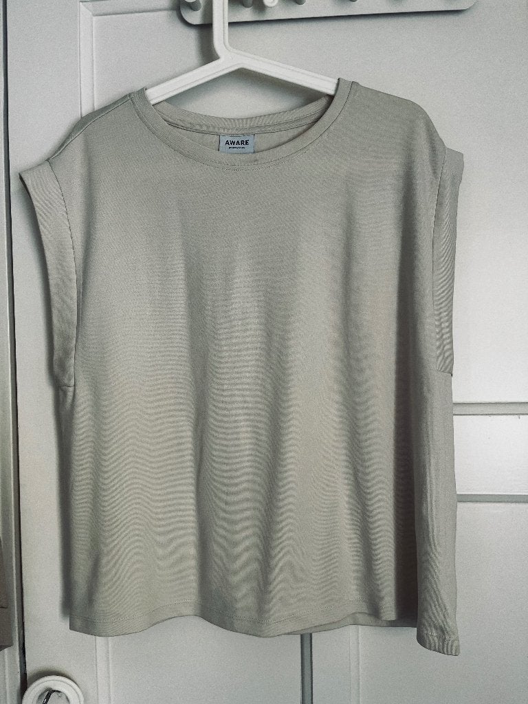 NIEUW beige Aware shirt top truitje Aware 44-46, Kleding | Dames, Beige, Nieuw, AWARE, Shirt of Top