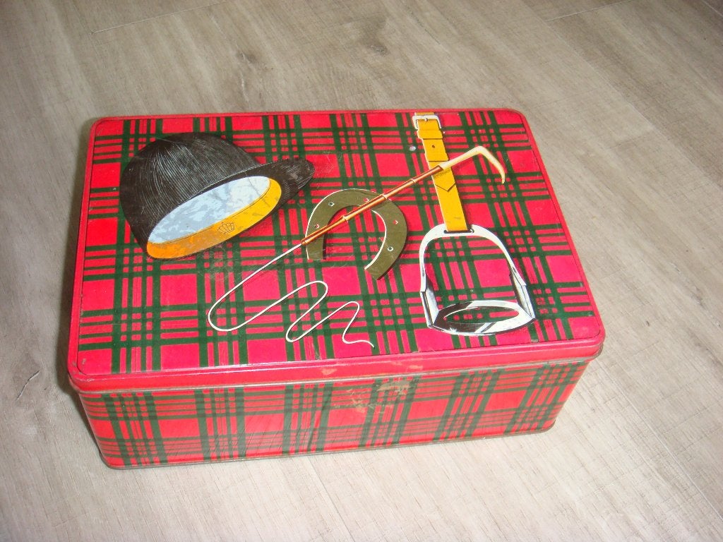 Vintage van Melle koekblik met ruitpatroon en paardensport, Verzamelen, Ophalen of Verzenden, Gebruikt, Koek(jes), Van Nelle