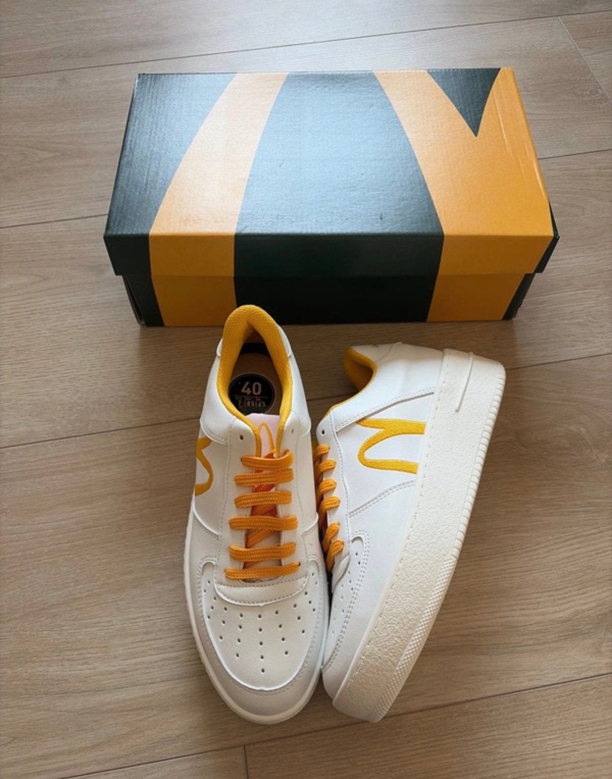 McDonald’s schoenen maat 40, Wit, Nieuw, Ophalen of Verzenden, Sneakers of Gympen