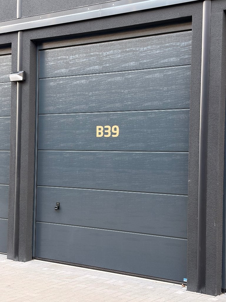 Nieuwe garagebox te huurAssen – €225 p/m – per 1 november