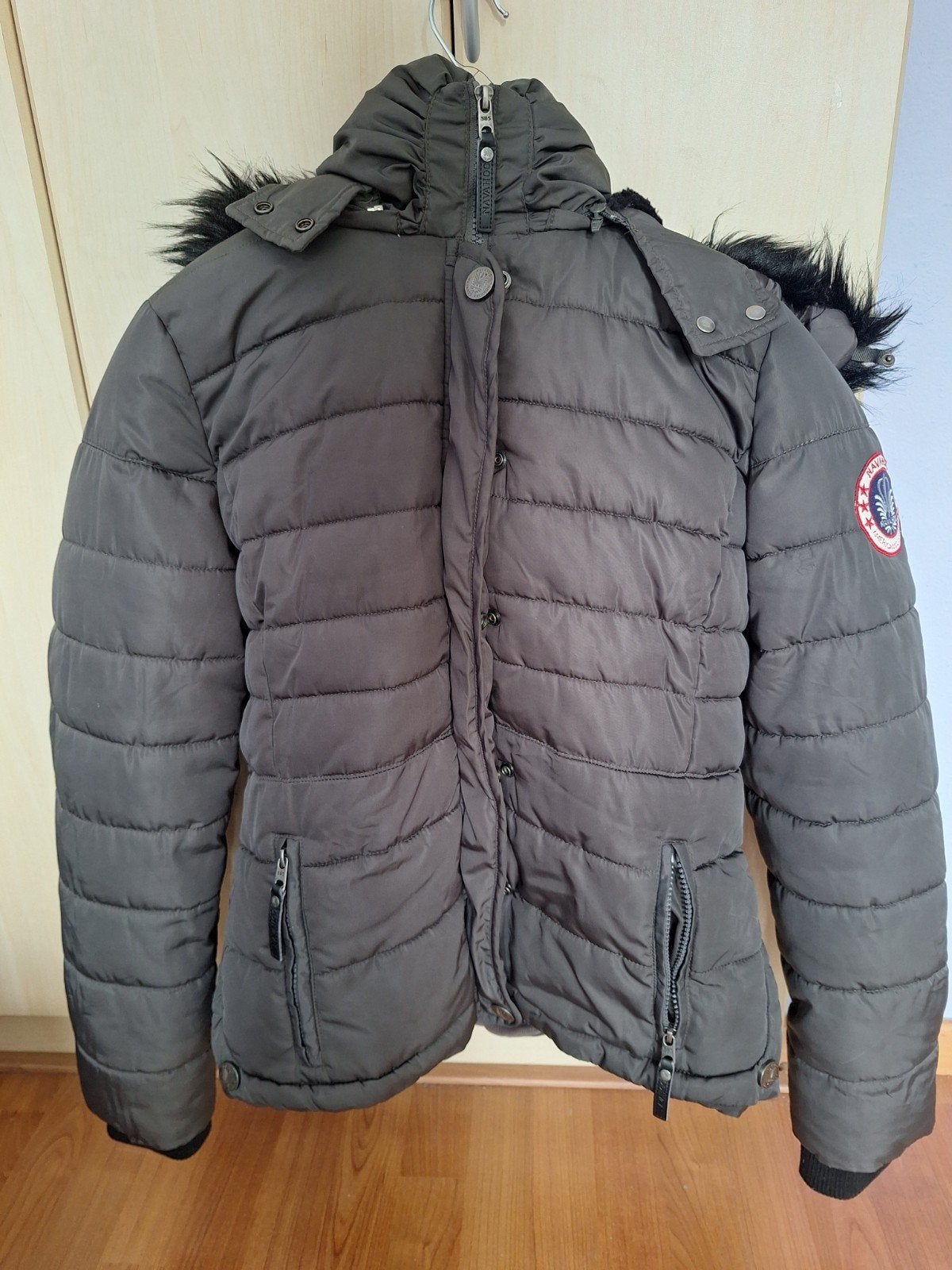 Navahoo winterjas met afneembare capuchon en bontkraag, Ophalen, Navahoo, Maat 46/48 (XL) of groter, Zo goed als nieuw