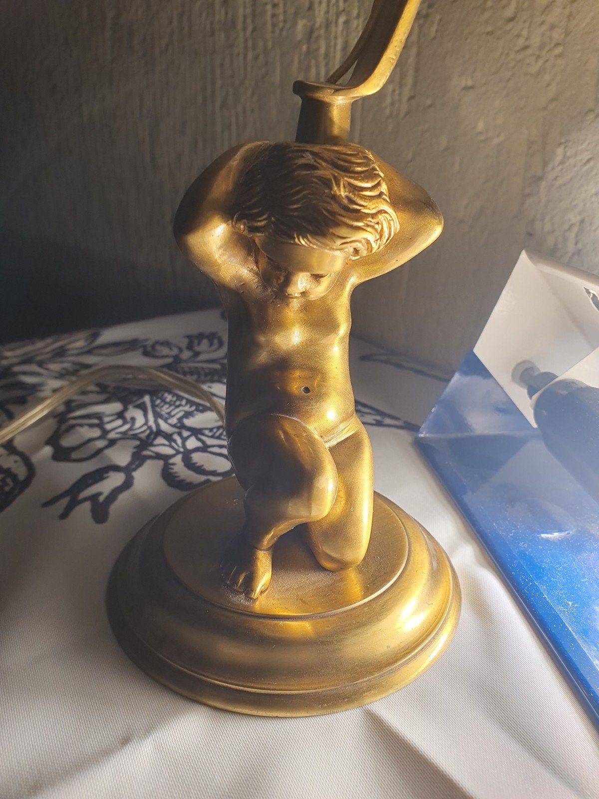 Vintage tafellamp met cherubijn figuur, Ophalen