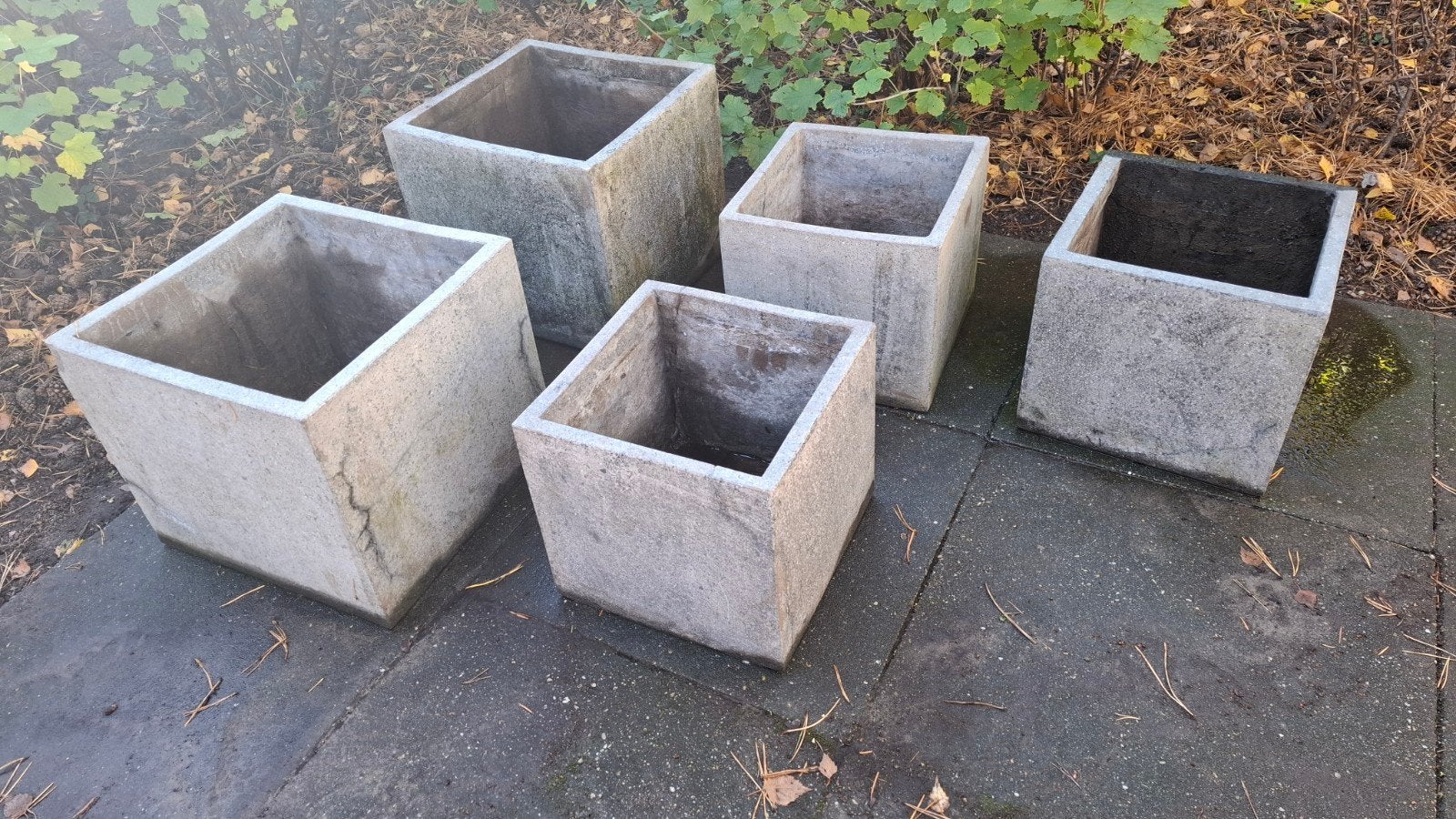 Set 5 betonnen bloembakken, Tuin en Terras, Ophalen, Gebruikt, Vierkant