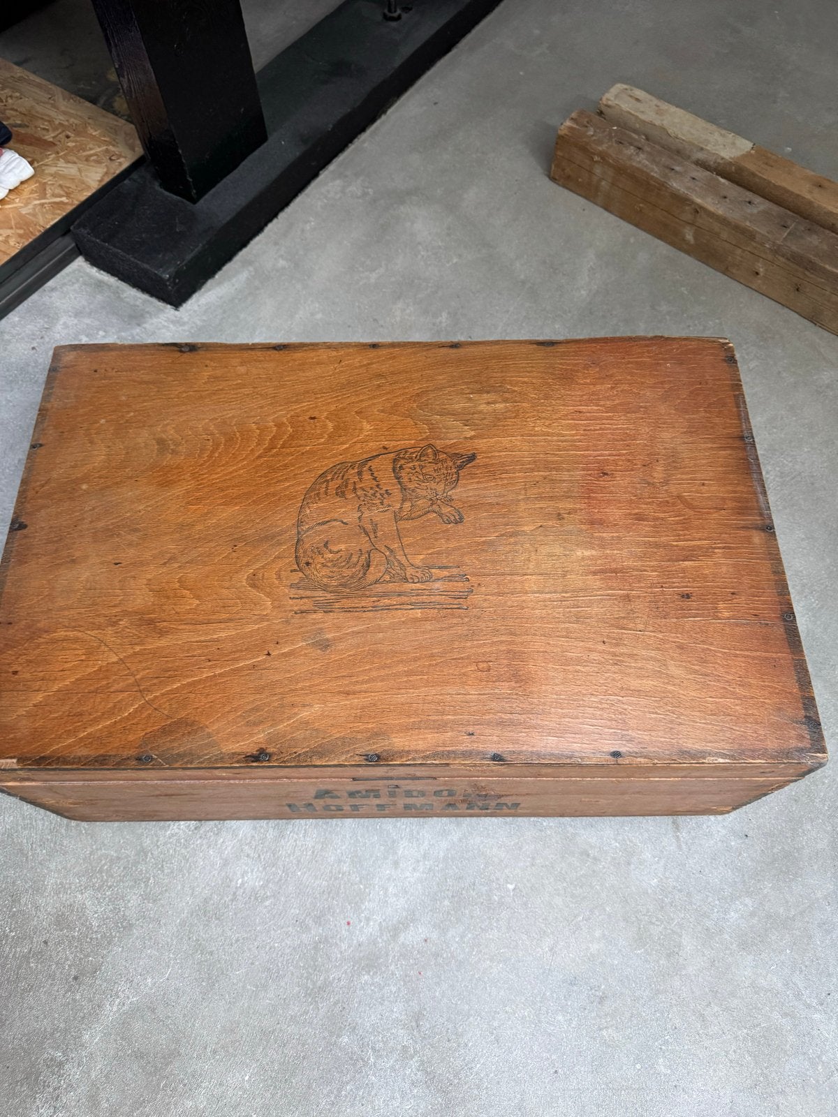 Vintage houten kist met Amido Hoffmann opdruk, Ophalen