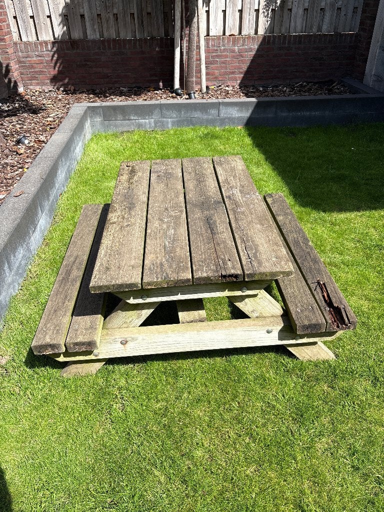 Gratis picknicktafel kinderen, Ophalen, Gebruikt, Rechthoekig, Hout