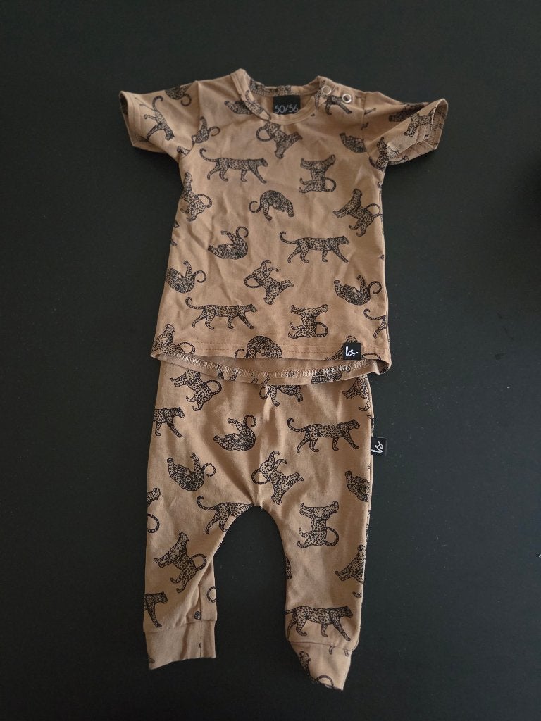 Stoere baby setje " panter", Gebruikt, Verzenden, Setje, Jongetje