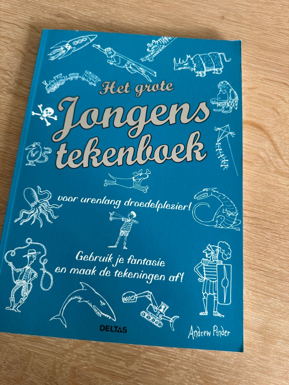 Het Grote Jongens Tekenboek - Andrew Pinder, Ophalen of Verzenden, Zo goed als nieuw, Non-fictie