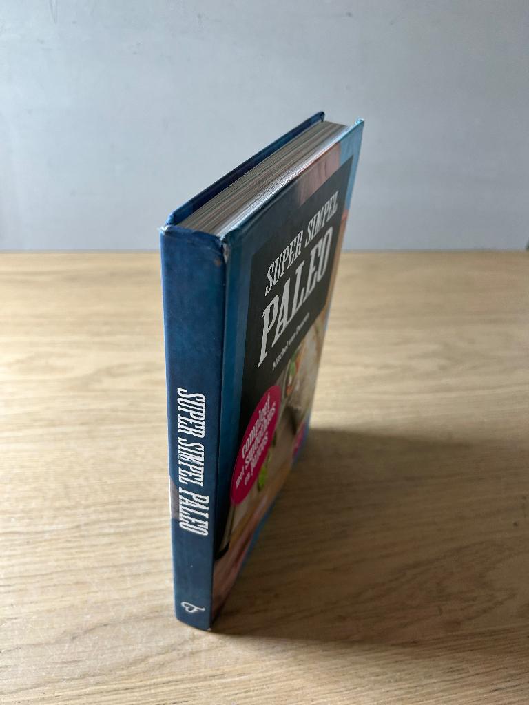 Super Simpel Paleo Kookboek, Ophalen of Verzenden, Zo goed als nieuw