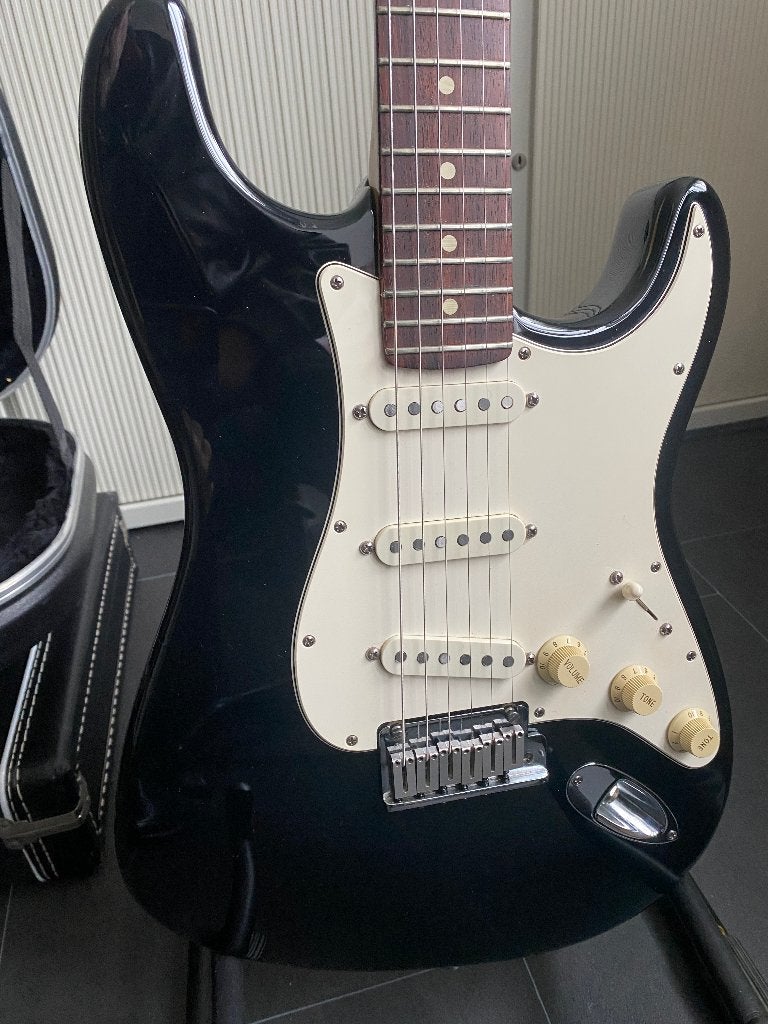 Electrische gitaar, Muziek en Instrumenten, Ophalen, Zo goed als nieuw, Solid body, Fender