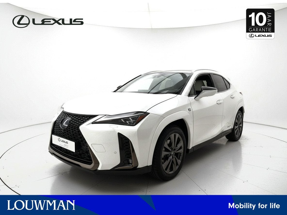 Lexus UX 250h AWD F Sport Premium | Mark Levinson | 360' Cam, Automaat, Gebruikt, 4 cilinders, Wit