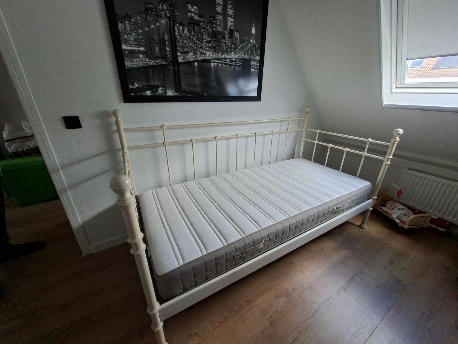 IKEA EENPERSOONS LEDIKANT, Ophalen, 90 cm, Eenpersoons, Hout
