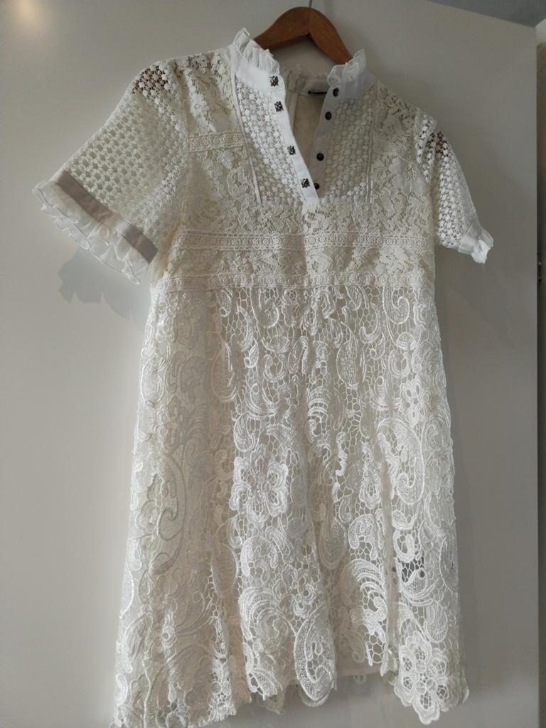 John Richmond Kanten Jurk - Wit S/M, Kleding | Dames, Wit, Ophalen of Verzenden, Zo goed als nieuw, Maat 36 (S)