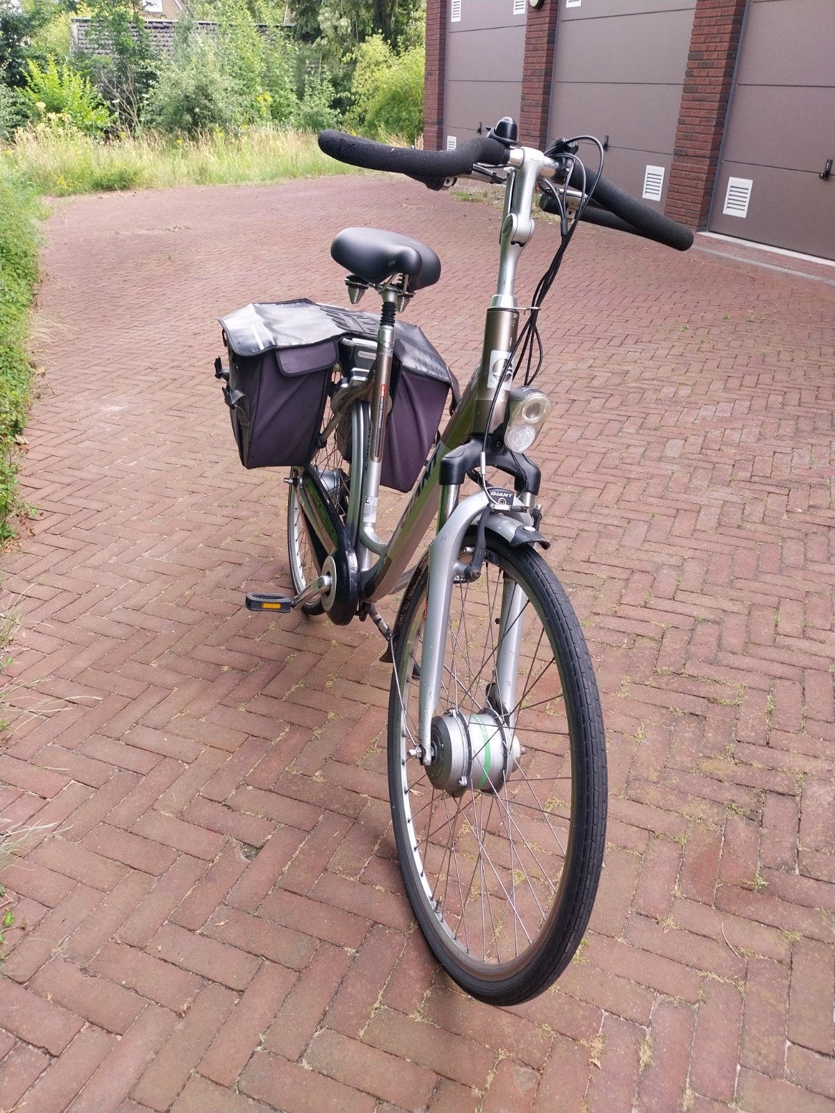 Giant Twist Go - Elektrische fiets met nieuw achterwiel, Ophalen of Verzenden, Gebruikt