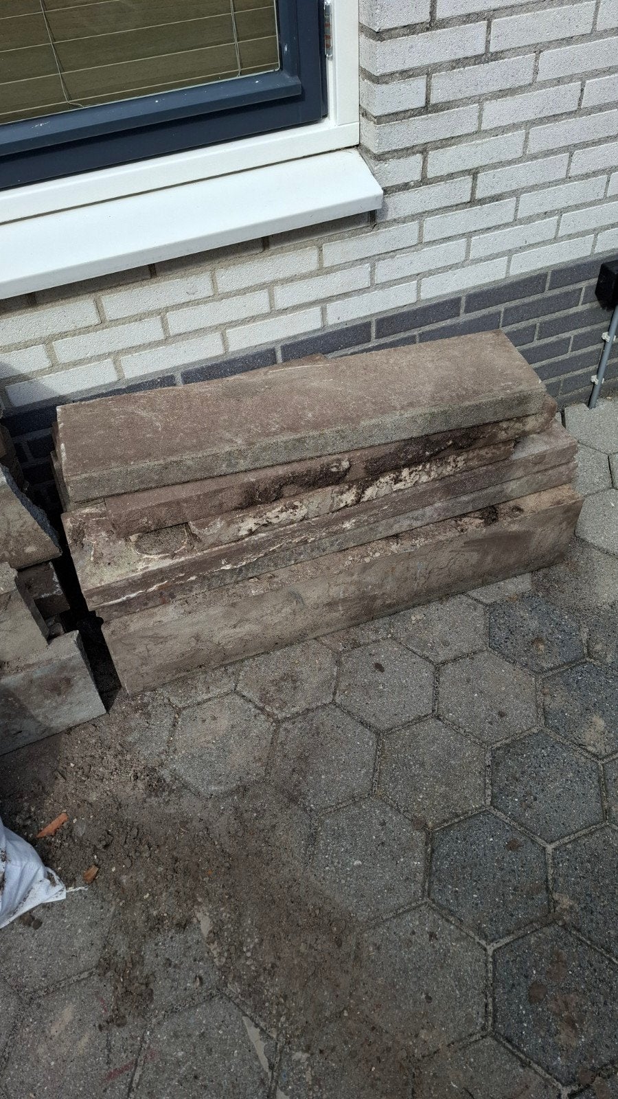 Gebruikte betonnen terras opsluitbanden, Ophalen, Gebruikt, Minder dan 5 m², Beton