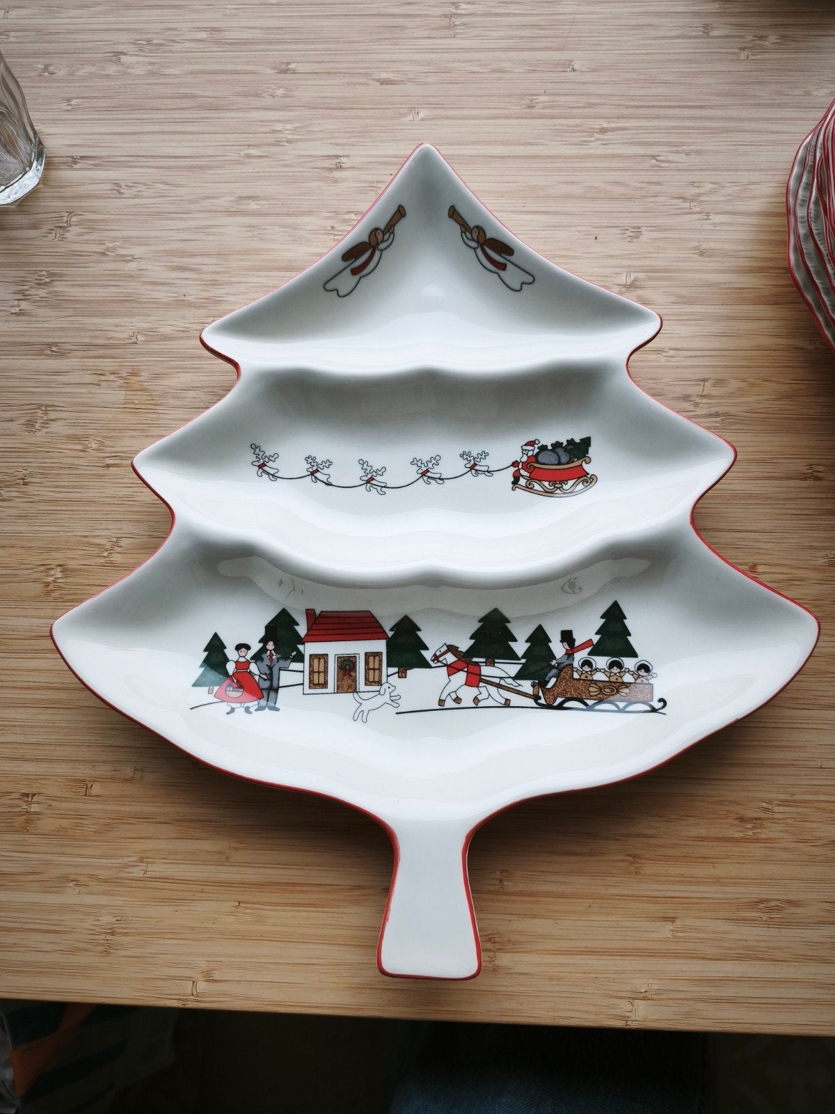 XL Mason's Kerst Hapjes Schaal - Christmas Village, Overige merken, Ophalen of Verzenden, Klassiek, Keramiek