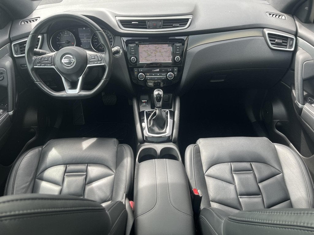 Nissan Qashqai 1.3 DIG-T Tekna + / Dealeronderhouden / Panor, Auto's, Nissan, Gebruikt, Euro 6, 4 cilinders, 1290 kg