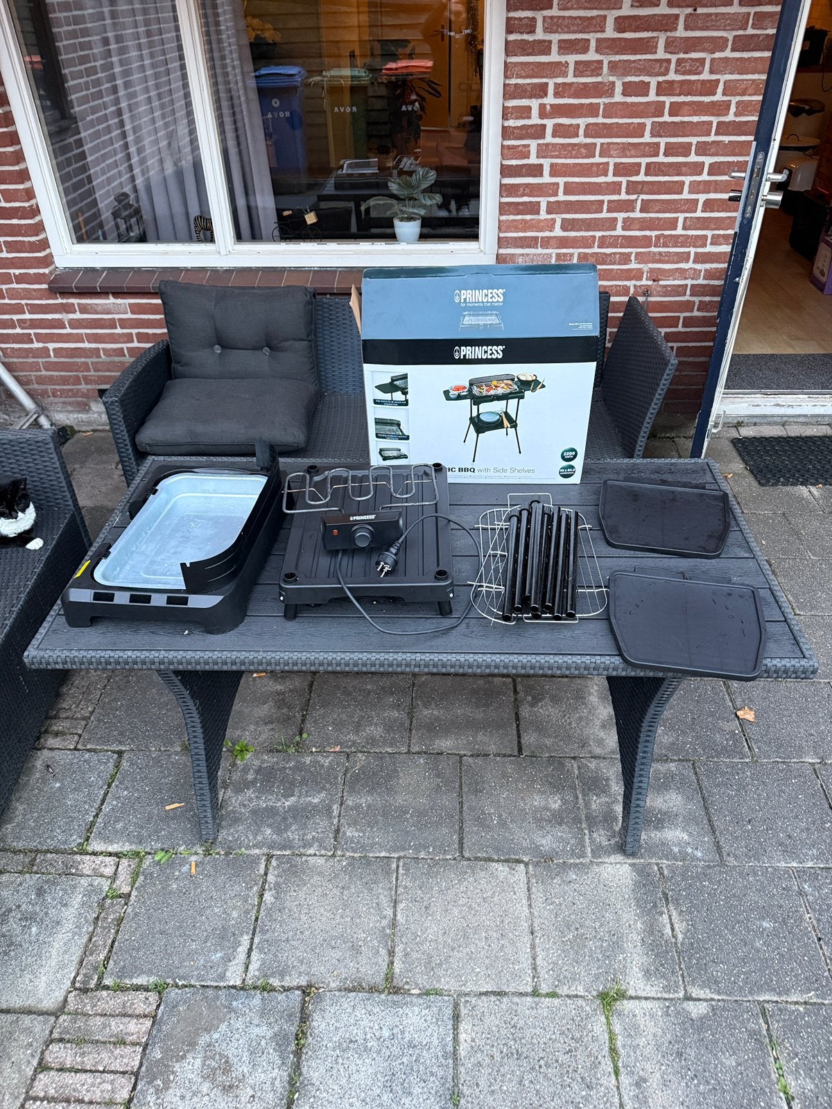 Princess 112250 Elektrische BBQ met standaard en zijplanken, Ophalen, Zo goed als nieuw