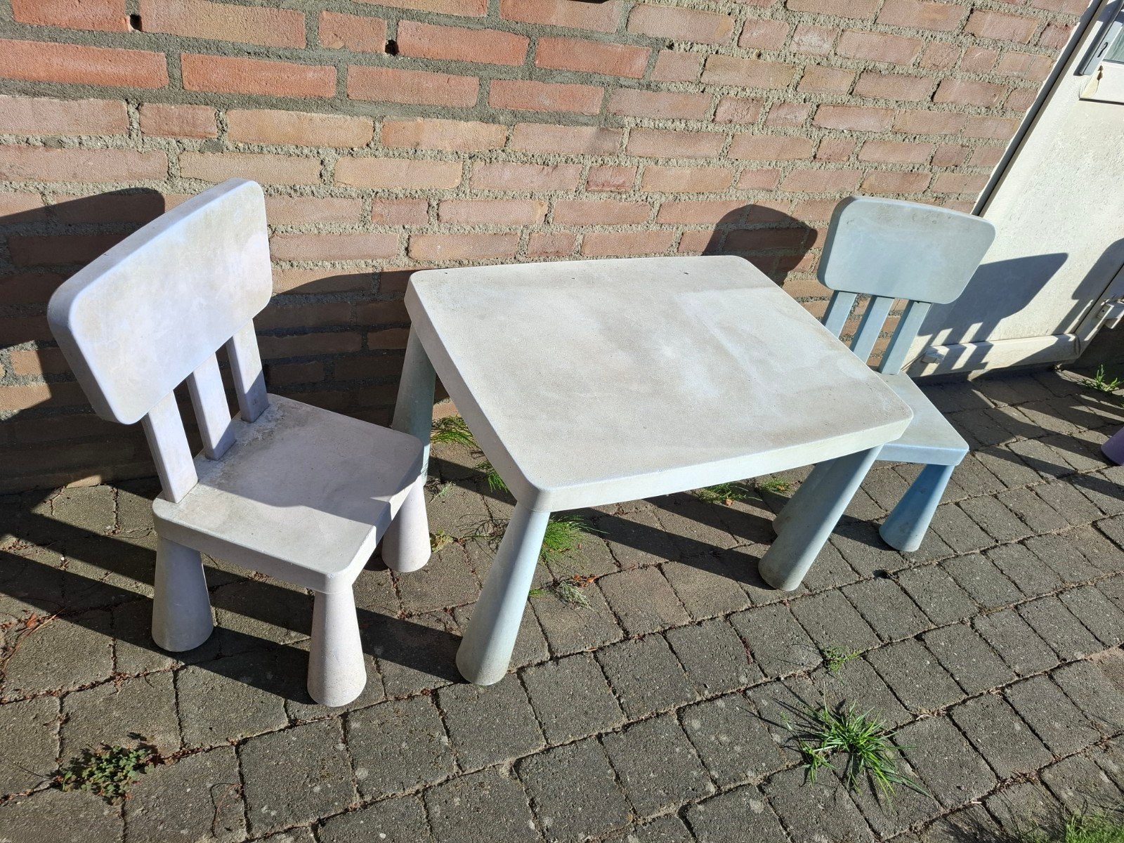IKEA Mammut tafel met 2 stoelen verkleurd, Ophalen, Gebruikt, Tafel