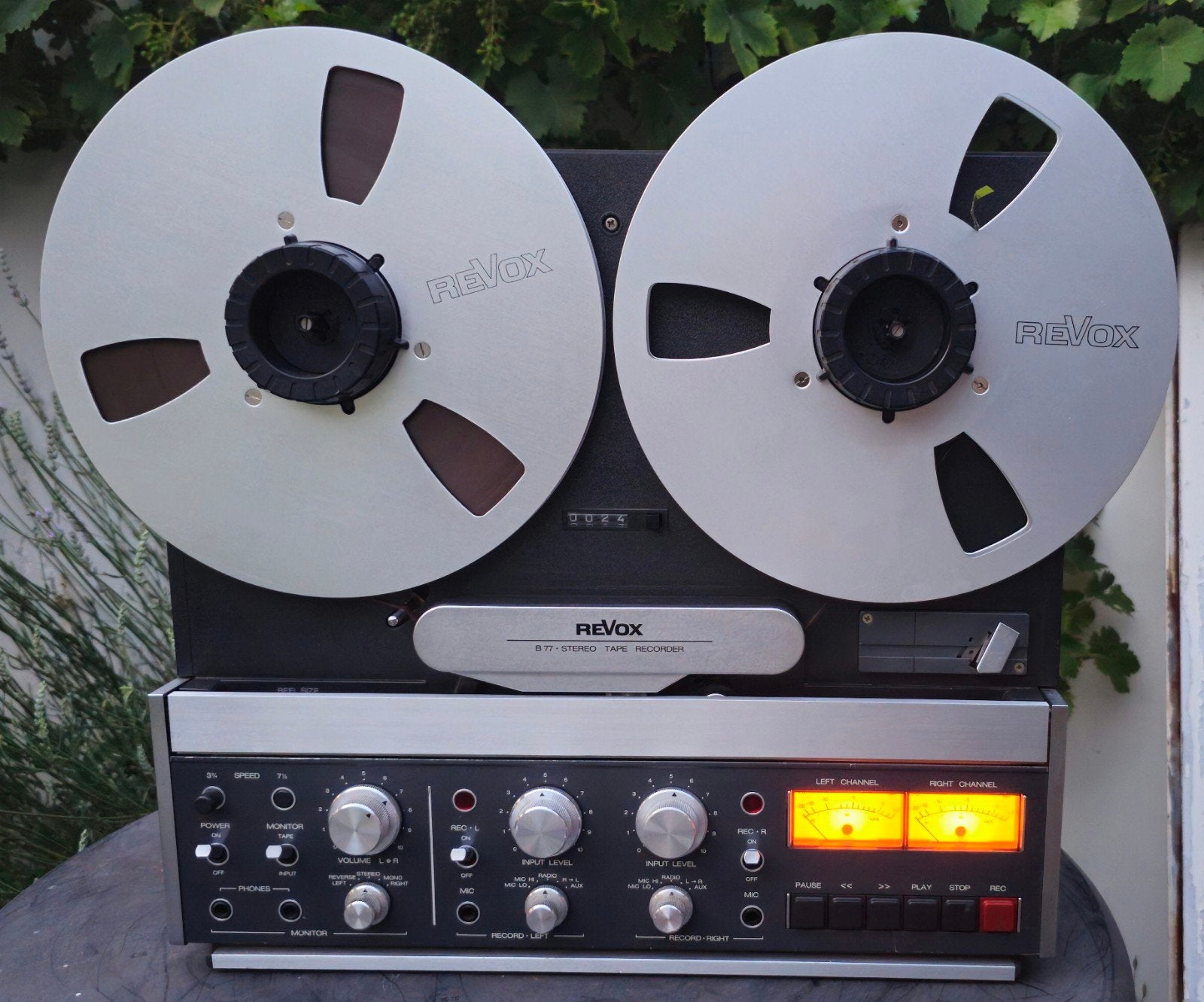ReVox B77 4 spoor Normal Speed 9,5/19 gereviseerd+garantie, Audio, Tv en Foto, Bandrecorders, Studer Revox, Ophalen of Verzenden