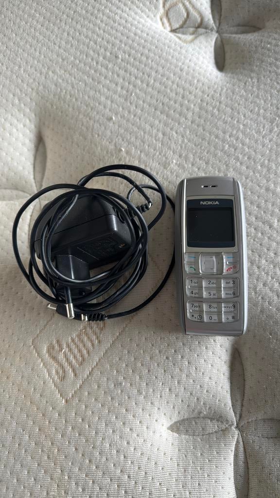 Nokia 1600, Ophalen, Zo goed als nieuw, Geen camera