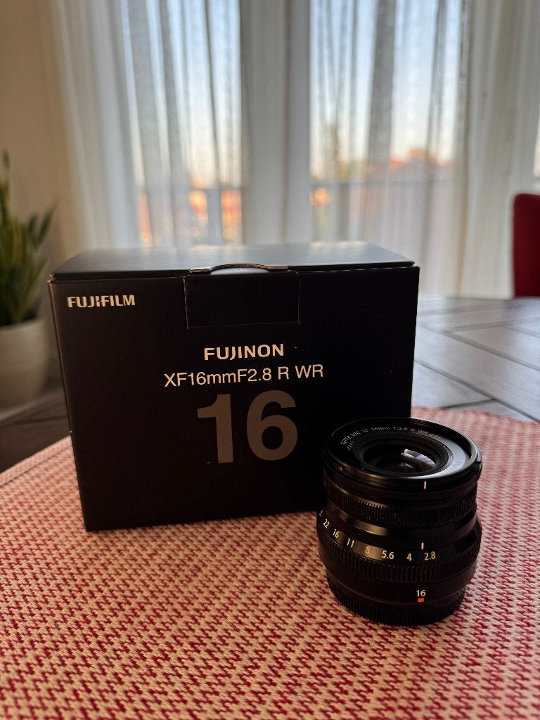 Fujifilm XF 16mm f/2.8 R WR Zwart + 3 jaar garantie, Audio, Tv en Foto, Fotografie | Lenzen en Objectieven, Inclusief filter, Fujifilm