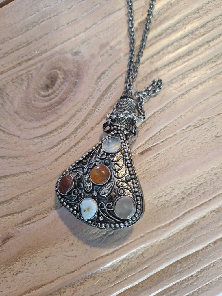 Parfumflesje met edelstenen., Antiek en Kunst, Ophalen of Verzenden