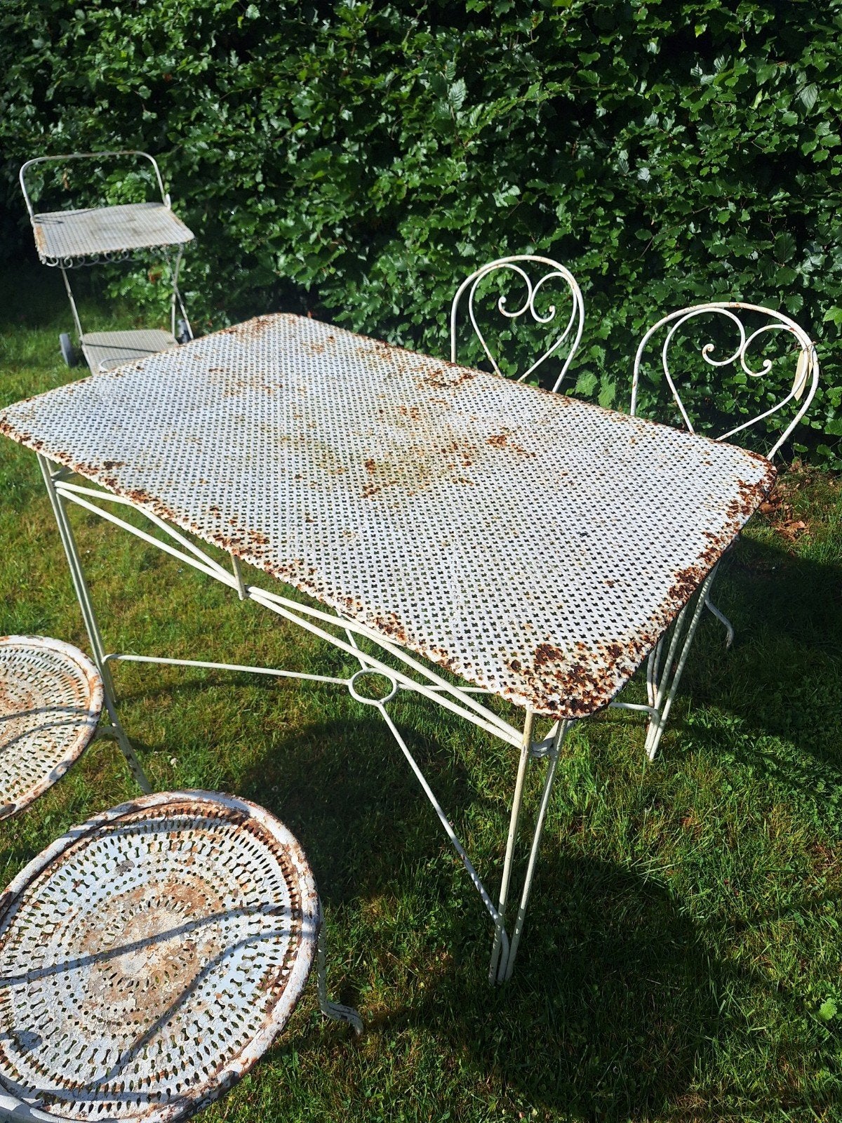 Ijzeren tafel brocante landelijk tuindecoratie, Ophalen
