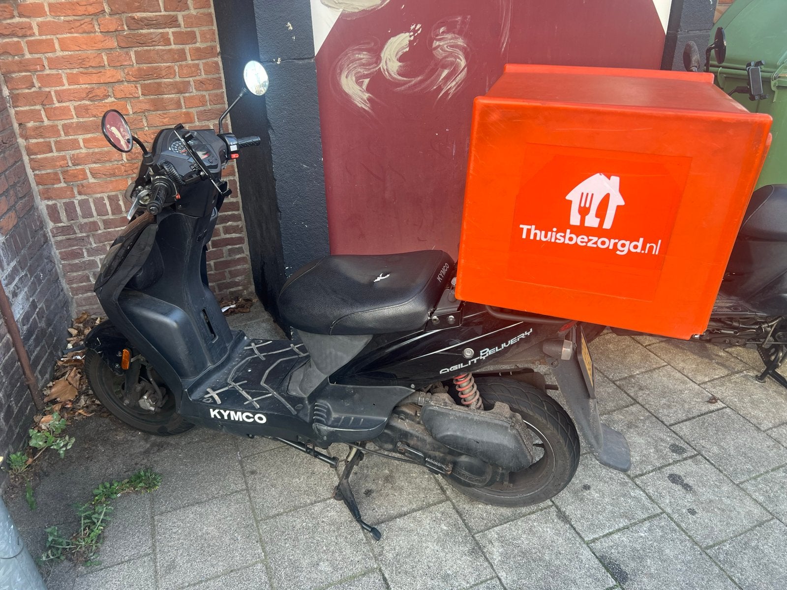 Kymco Agility Delivery Scooter met Thuisbezorgd Box, Fietsen en Brommers, Gebruikt, Maximaal 45 km/u, Ophalen of Verzenden, Agility