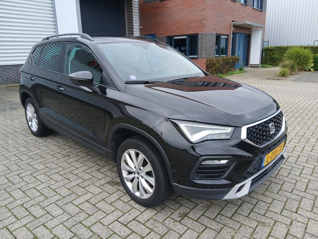 Seat Ateca 1.0 Ecotsi 110pk 2021 Zwart, Voorwielaandrijving, Dealer onderhouden, Stof, 1246 kg