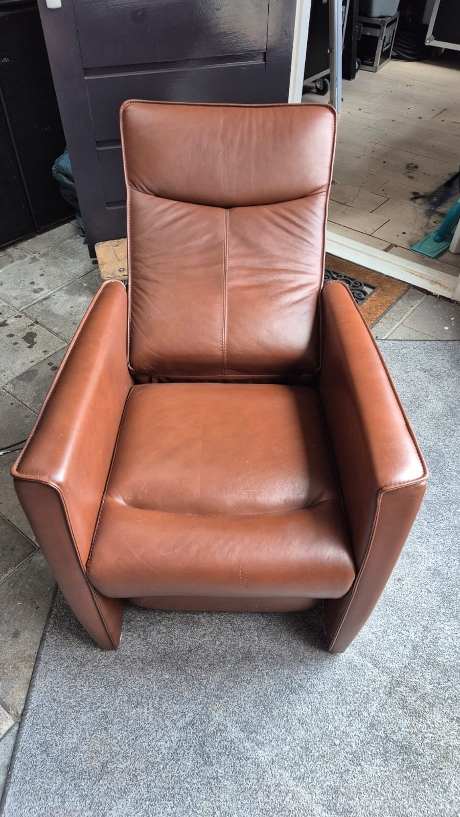 Prominent Leren Sta op stoel - Bruin, Ophalen, Gebruikt, Modern, Comfort, 50 tot 75 cm