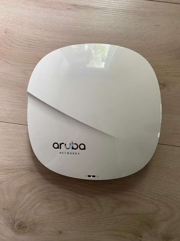 Te koop: 1x Aruba AP-325 Instant mode (IAP), Computers en Software, Accesspoints, Zo goed als nieuw, Ophalen of Verzenden