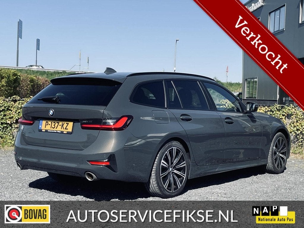 BMW 3-serie TOURING 318i BUSINESS EDIT. PLUS |LEER|CAMERA|, Auto's, BMW, 1998 cc, Gebruikt, Met garantie (alle), Automatische klimaatregeling