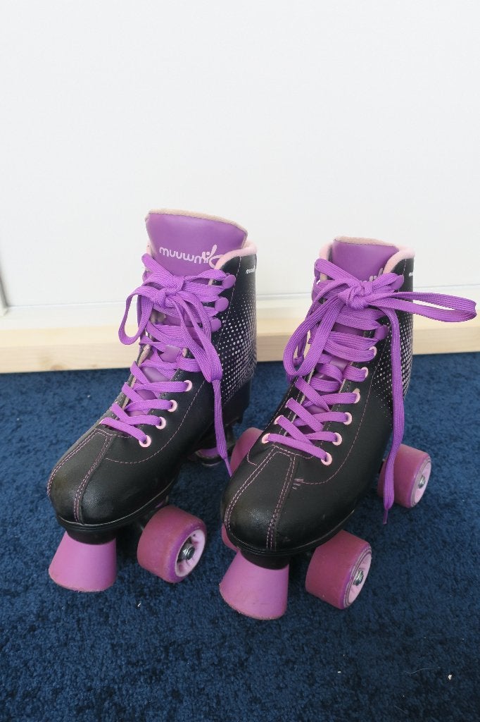 rolschaatsen kind verstelbaar 31-34 Muuwmi -heel goede staat, Ophalen of Verzenden, Verstelbaar, Zo goed als nieuw, Kinderen