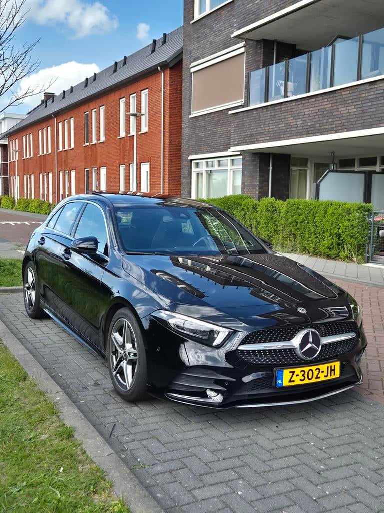 Mercedes-Benz A-Klasse AMG 180 d 116pk 7G-DCT 2019 Zwart, Auto's, Mercedes-Benz, 1345 kg, 4 cilinders, Zwart, Diesel