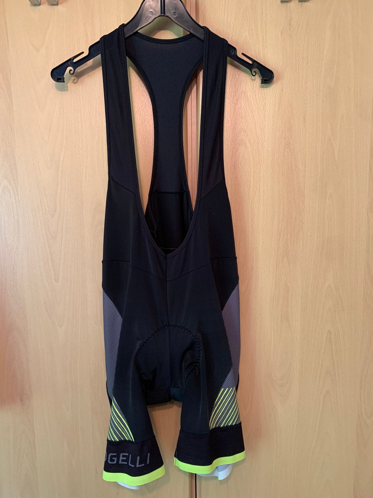 Rogelli Ritmo fietsbroek kort zwart / fluor M/ L, Fietsen en Brommers, Fietsaccessoires | Fietskleding, Heren, Ophalen of Verzenden
