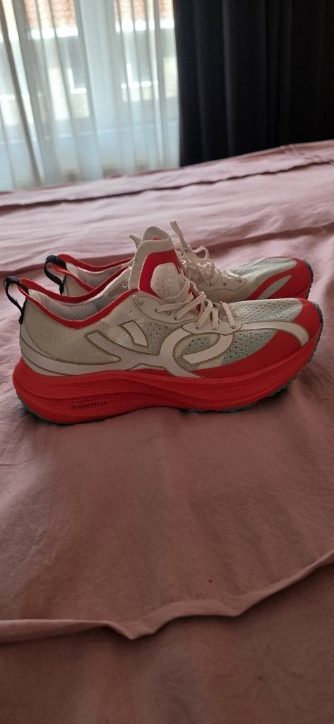 Olympikus Corre 4 Hardloopschoenen Maat 40 - 1x gedragen, Sport en Fitness, Loopsport en Atletiek, Overige merken, Hardloopschoenen