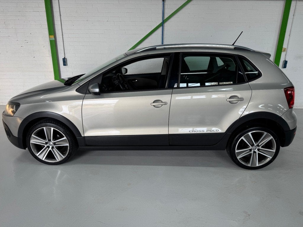 Volkswagen POLO 1.2 TSI CROSS / Nieuwe distributieketting /, Voorwielaandrijving, Euro 5, Beige, Origineel Nederlands