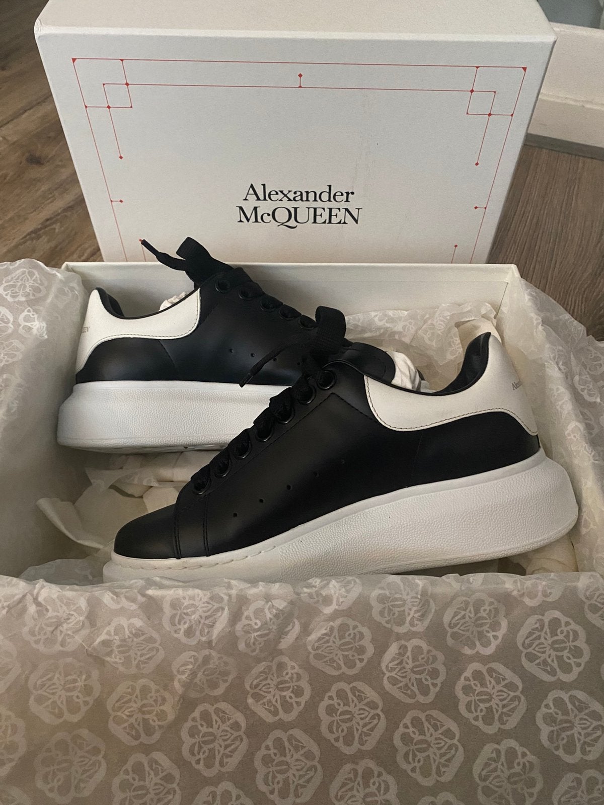Originele Alexander McQueen Sneaker Size 35,5, Zwart, Ophalen of Verzenden, Sneakers of Gympen, Zo goed als nieuw