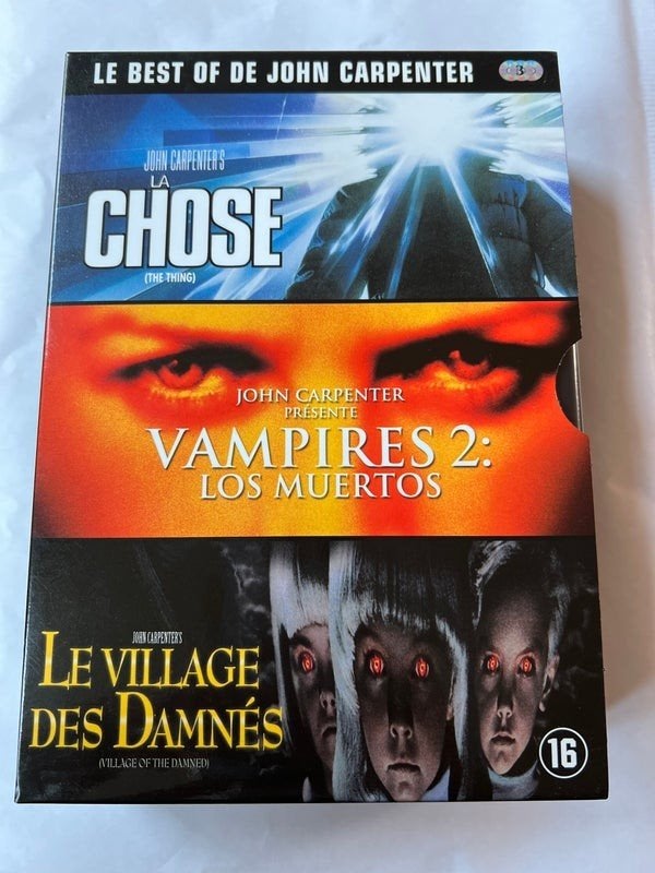 FILMBOX / THE THING / VAMPIRES 2: LOS MUERTOS / VILLAGE OF T, Cd's en Dvd's, Dvd's | Horror, Vanaf 16 jaar, Verzenden, Zo goed als nieuw