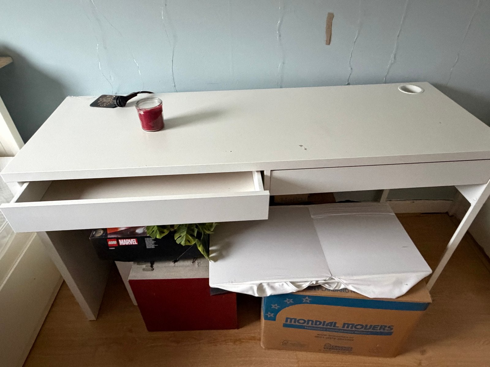 Wit bureau met lade - Ideaal voor thuiswerkplek, Huis en Inrichting, Gebruikt, Met lades, Spaanplaat of MDF, Ophalen of Verzenden