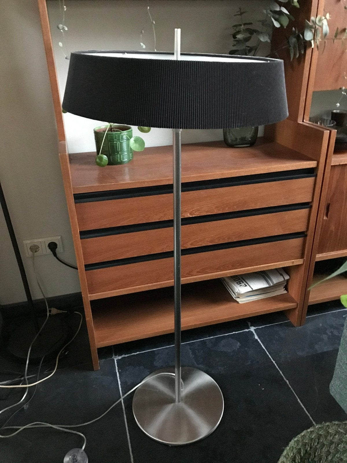 OPRUIMING Verstelbare vloerlamp VandeHeg, zwarte kap, plissé, Ophalen, Gebruikt, 150 tot 200 cm