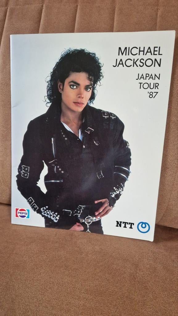 Michael Jackson Japans BAD tourboek, zeldzaam, Ophalen of Verzenden, Boek, Tijdschrift of Artikel