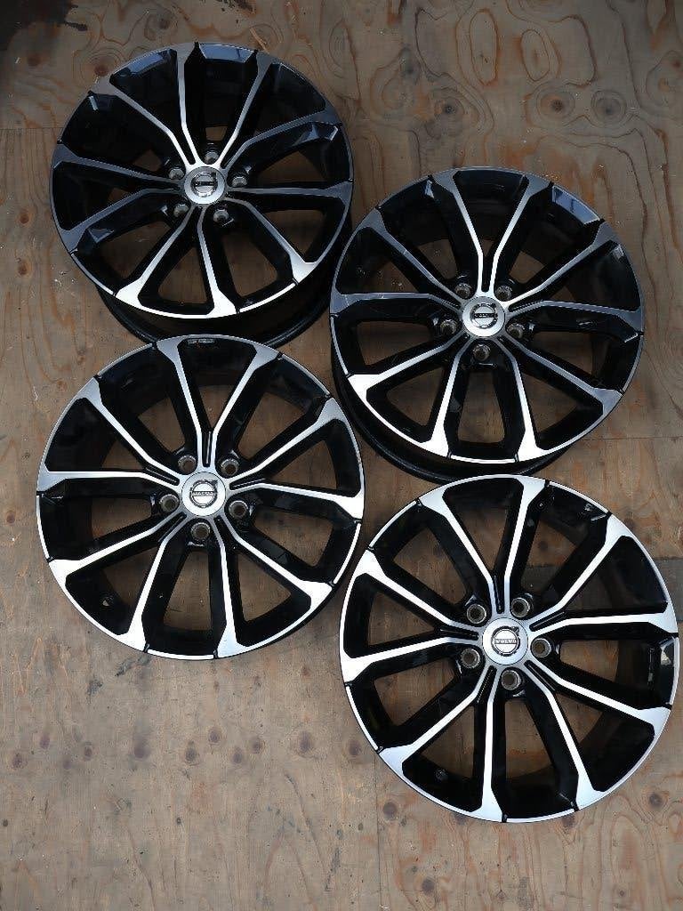 Originele Volvo velgset (31471310) Adv.12, Auto-onderdelen, Ophalen, Gebruikt, Velg(en), *