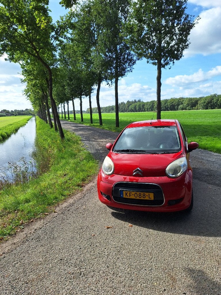 Citroën C1 1.0 5-DRS 2009 Rood, Voorwielaandrijving, Stof, 4 stoelen, C1
