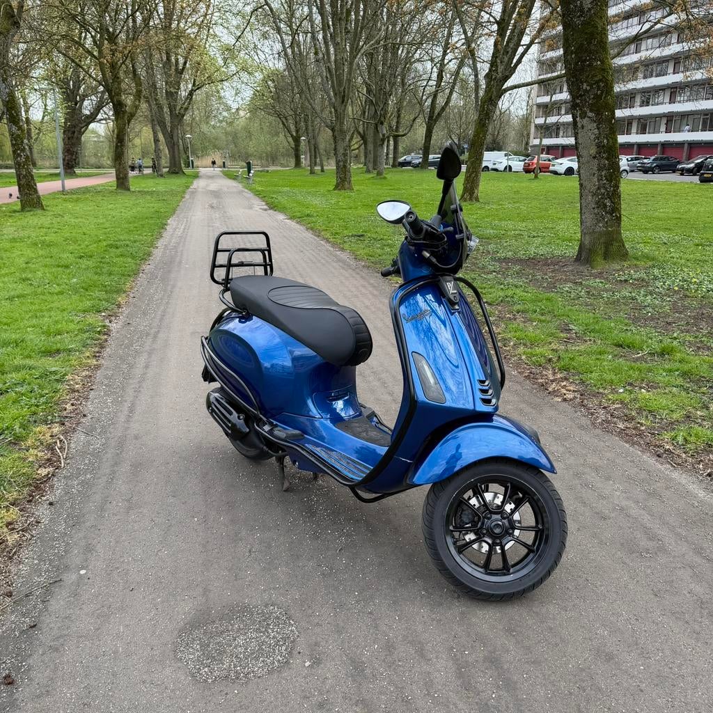 Vespa Sprint 2019 – Candy Blue – Zeer nette staat, Fietsen en Brommers, Scooters | Vespa, Ophalen of Verzenden, Zo goed als nieuw