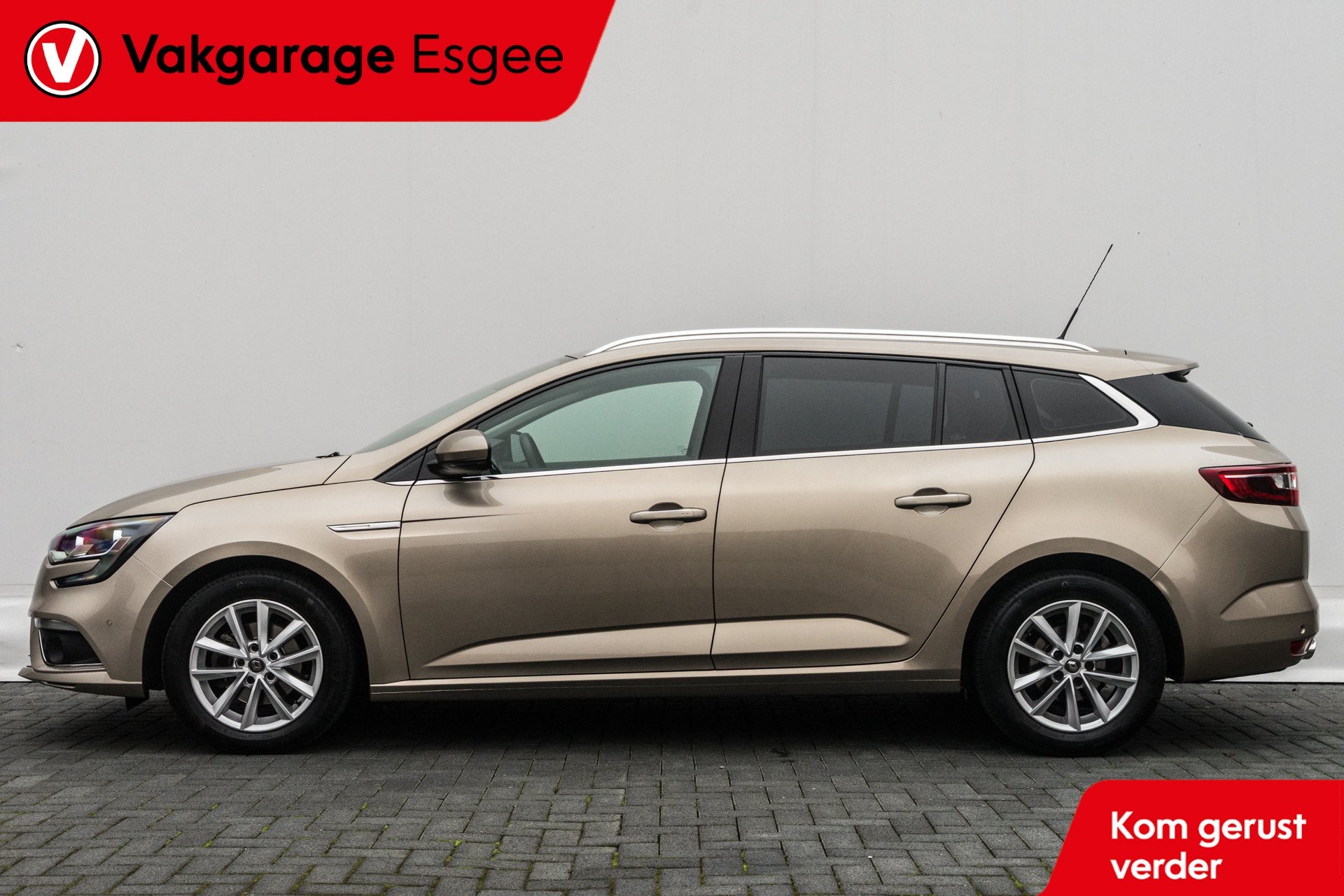Renault Mégane Estate 1.2 101 PK TCe Limited | Clima | Navi, Gebruikt, 4 cilinders, 1198 cc, Parkeersensor