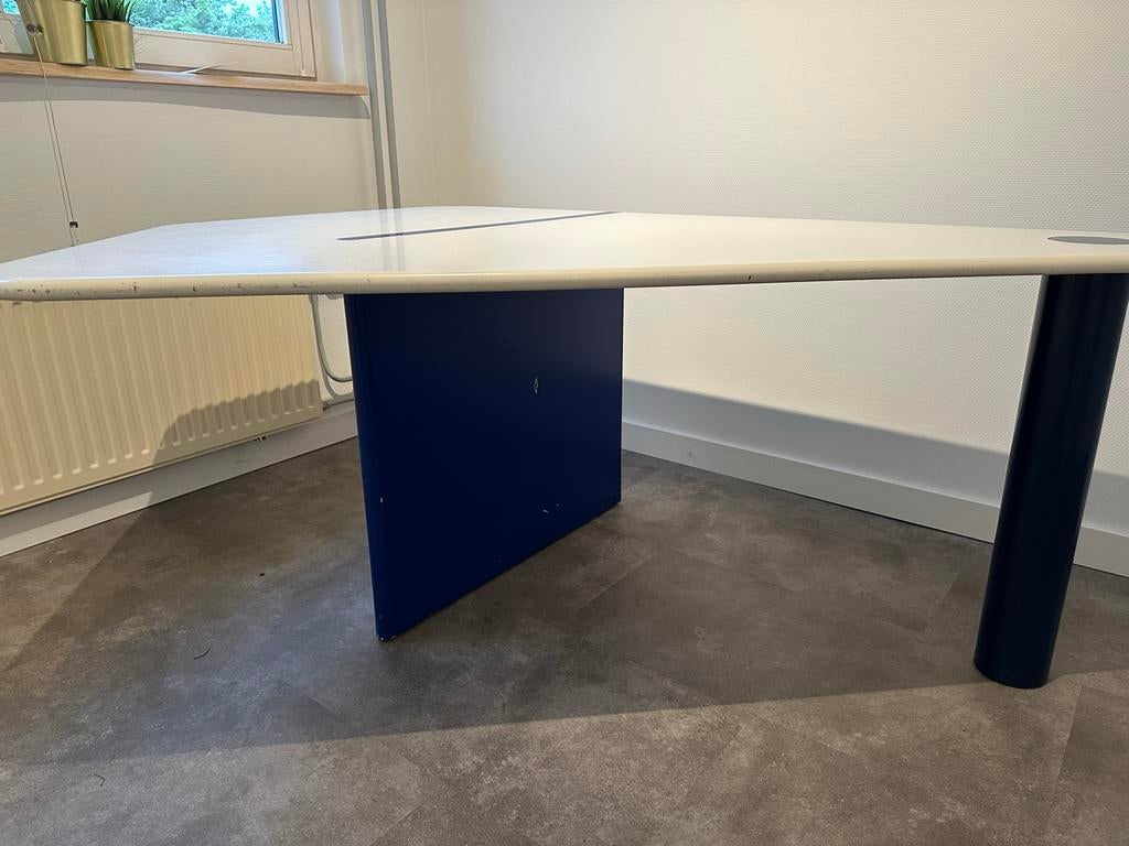 Castelijn Vlieger eettafel - Loek Straver design, Huis en Inrichting, Tafels | Eettafels, Ophalen, Overige materialen, Gebruikt